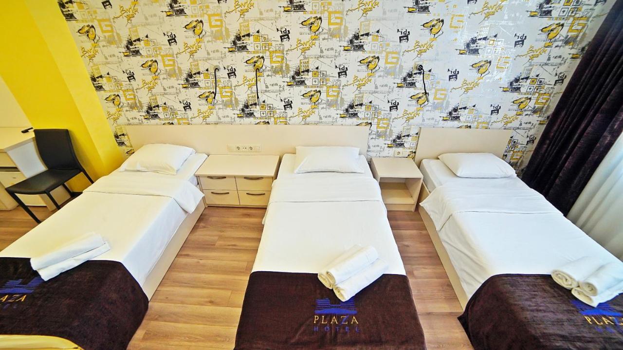Mardi Plaza Hotel บาทูมิ ภายนอก รูปภาพ