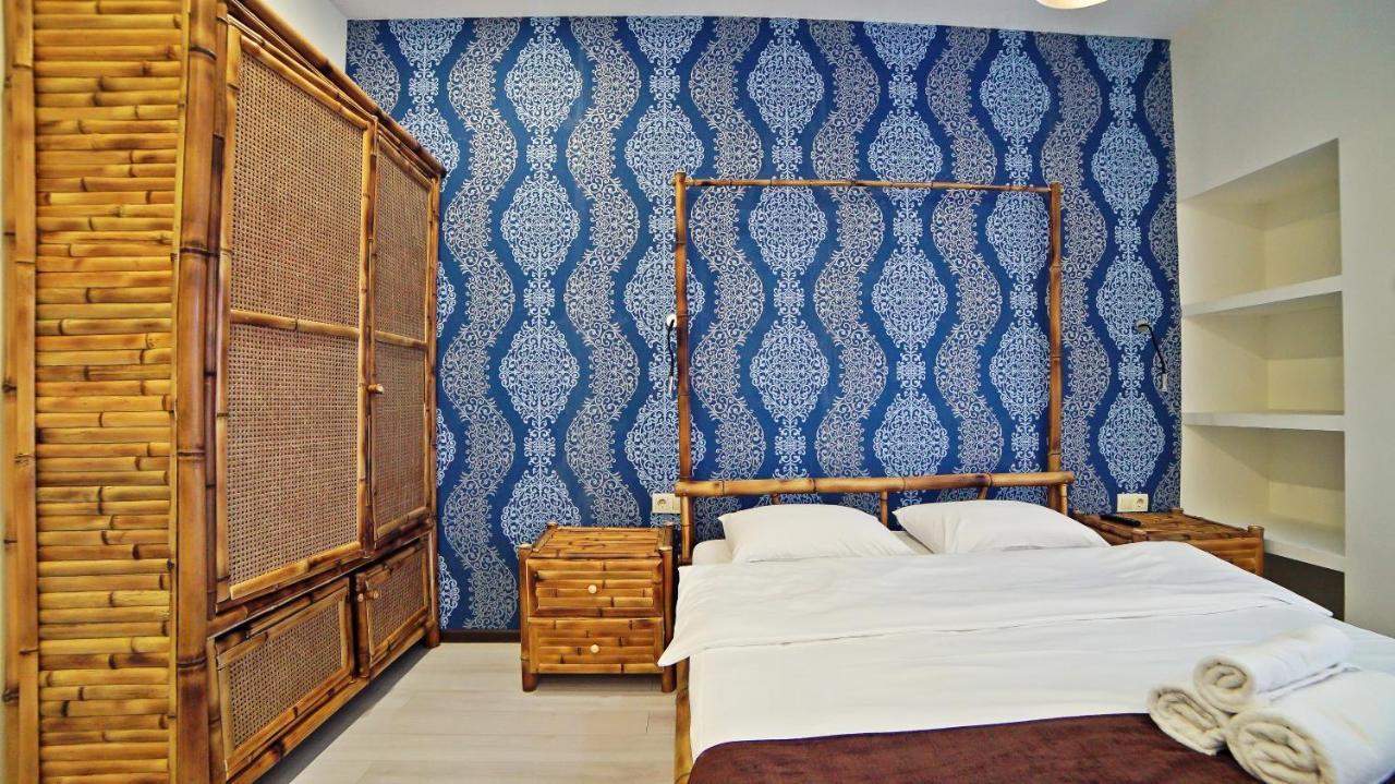 Mardi Plaza Hotel บาทูมิ ภายนอก รูปภาพ